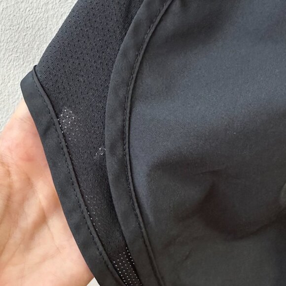 Nike running shorts - XS - like new - Picture 4 of 4